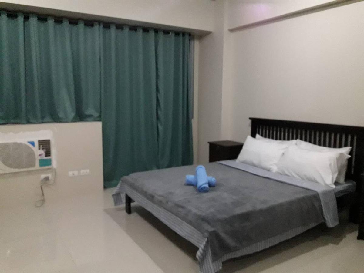 One Palm Tree Villas Manila Zewnętrze zdjęcie